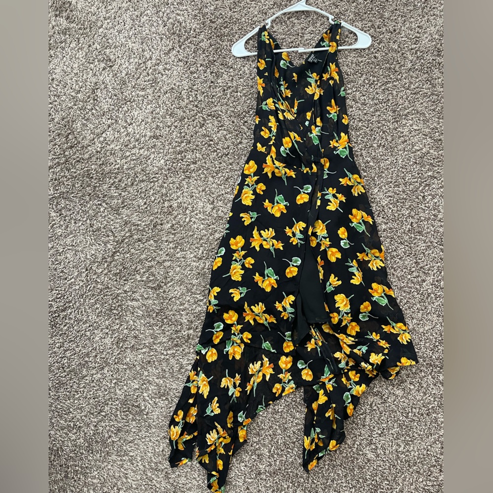 Top Shop flower wrap dress - never worn. Size small (US 2)